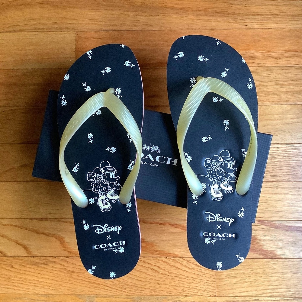 Coach X Disney Tay Flip Flop With Minnie Mouse SZ 9/10 NWOT